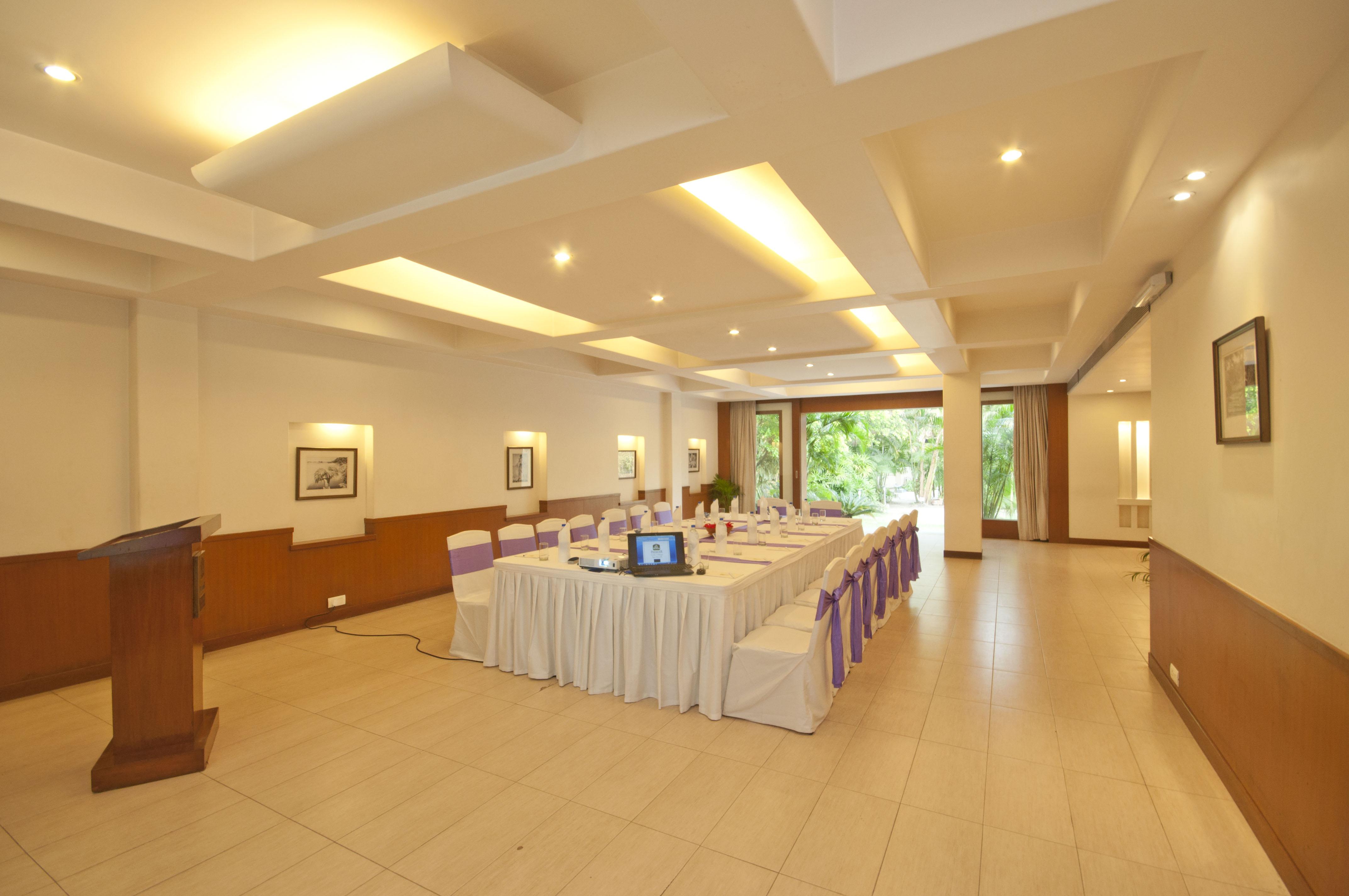 Vedic Village Spa Resort Kalkutta Exterior foto