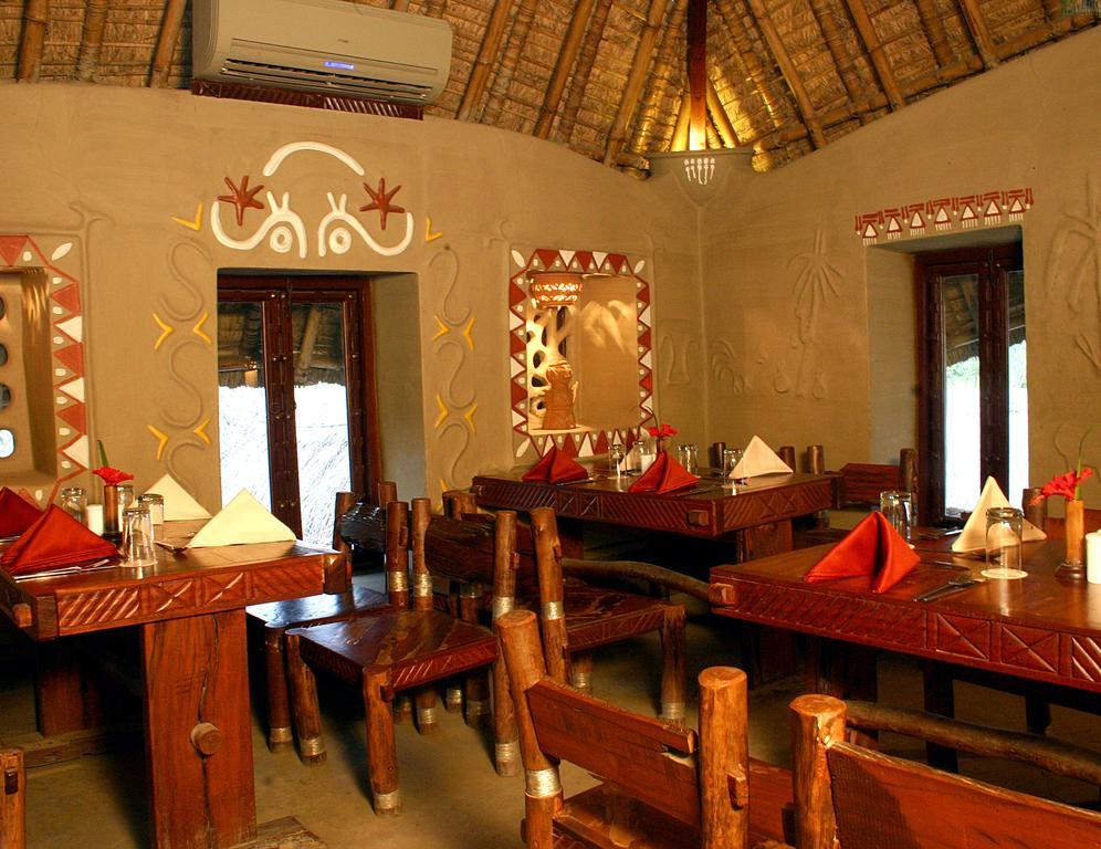 Vedic Village Spa Resort Kalkutta Exterior foto