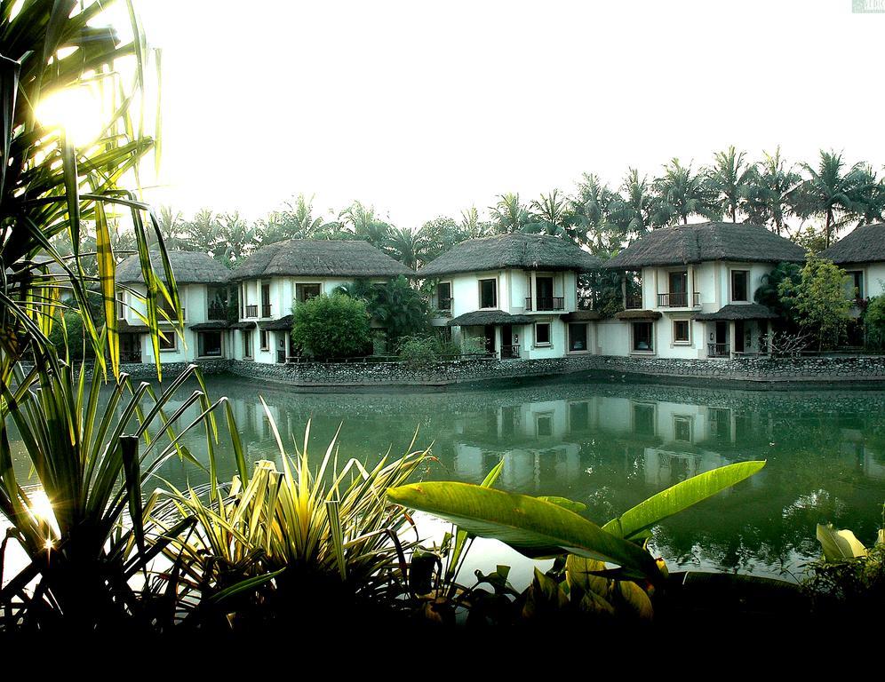 Vedic Village Spa Resort Kalkutta Exterior foto