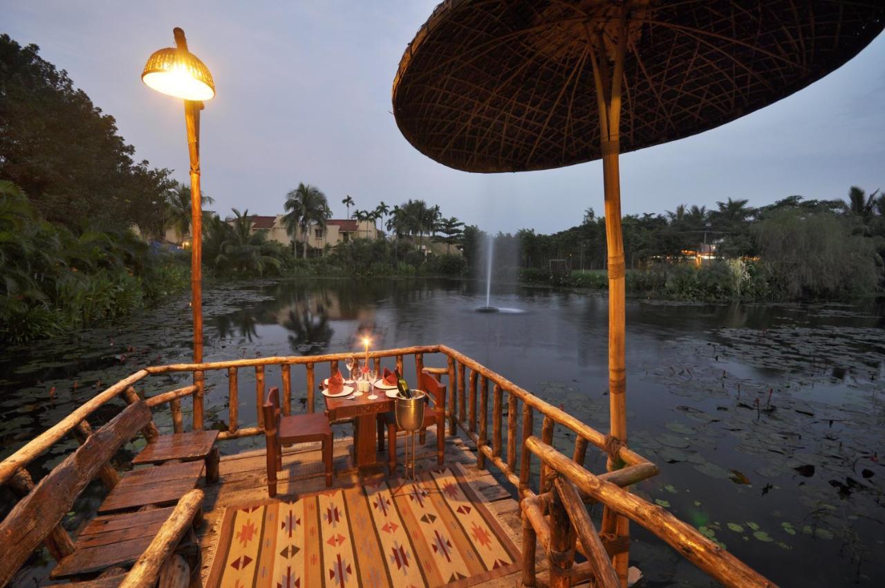 Vedic Village Spa Resort Kalkutta Exterior foto